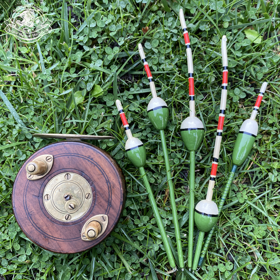 Fa Nottingham centrepin és a Tutajos úszók